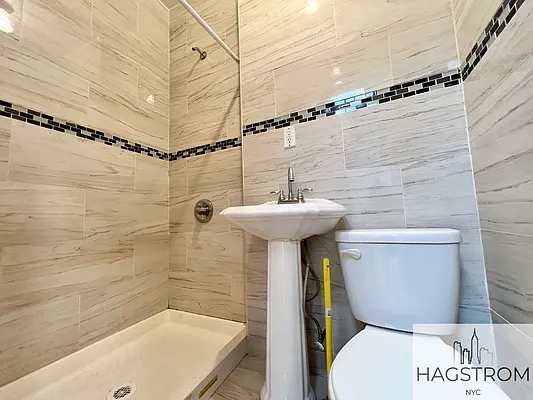 Rented by Hagstrom Management Inc | media 11