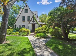 109 Argyll Ave, New Rochelle, NY 10804