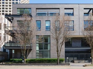1021 N Dearborn St, Chicago, IL 60610