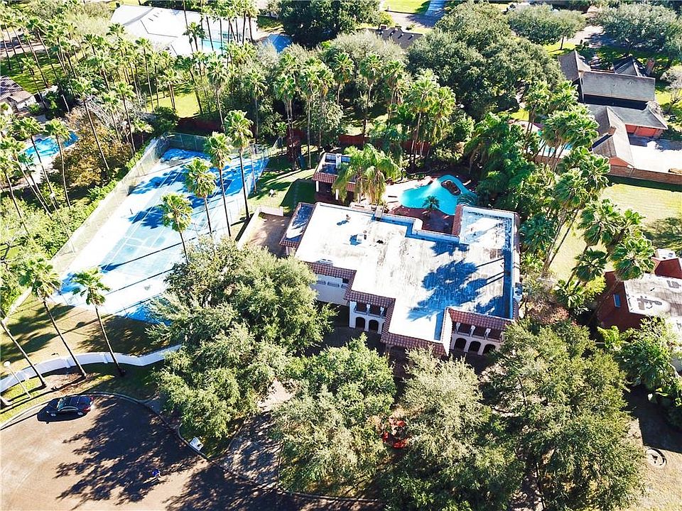 1st image of 3012 Laurie Ln