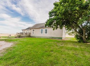 6528 Lilac Rd, Clinton, IL 61727