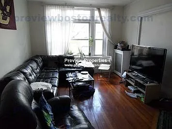 Strathmore Rd Photo 1