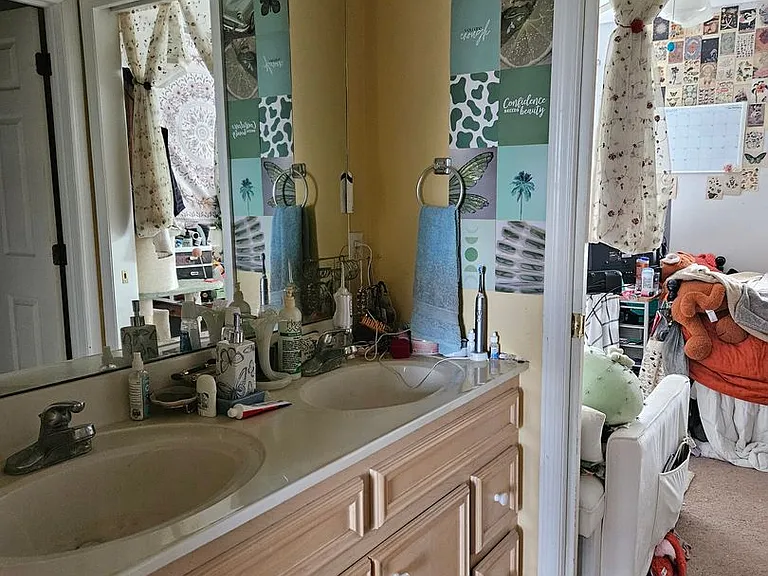 188 Birchtree Ct — Photo 7