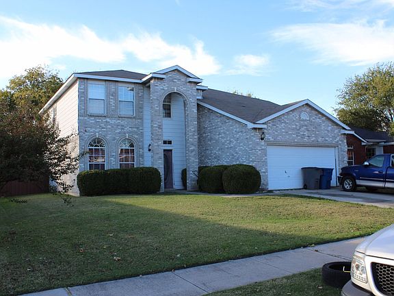 2nd image of 2500 Dogwood Dr
