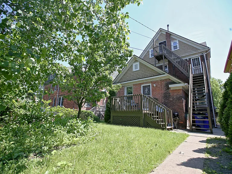 5053 Commonwealth St #3 — Photo 2