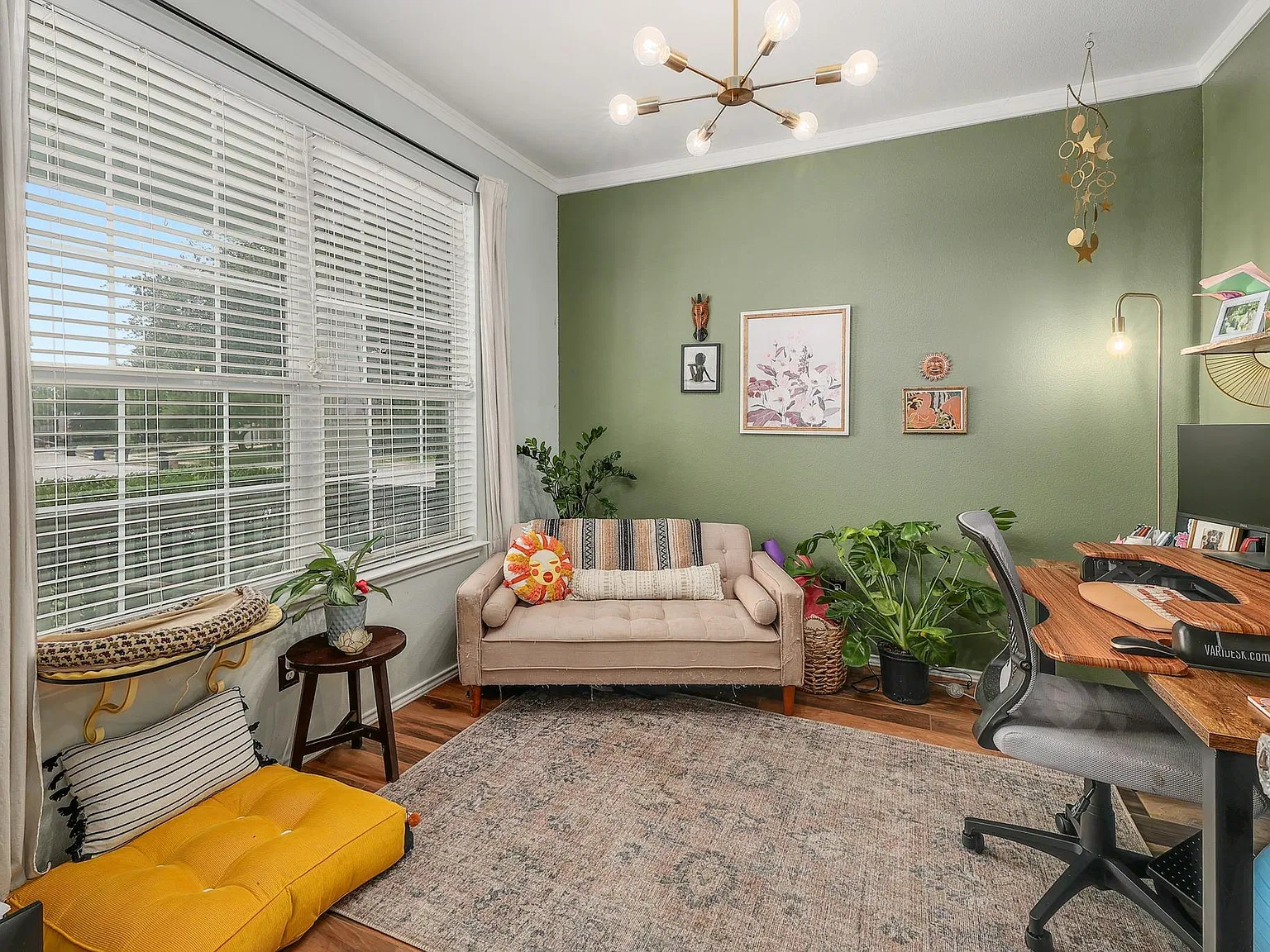 3 bed, 2.5 bath, 2269 sqft, $2,500 — Photo 1