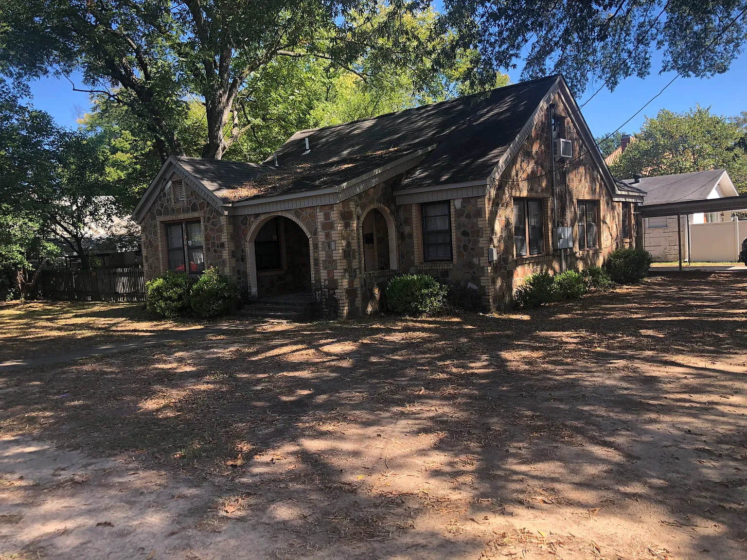 4 bed, 1732 sqft, $1,200 — Photo 1
