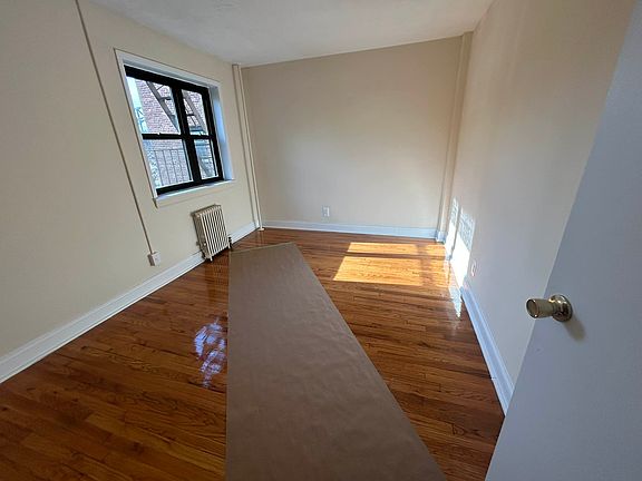 5th image of 2057 18th St APT 1A