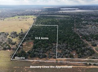 259 Meduna Rd, Smithville, TX 78957