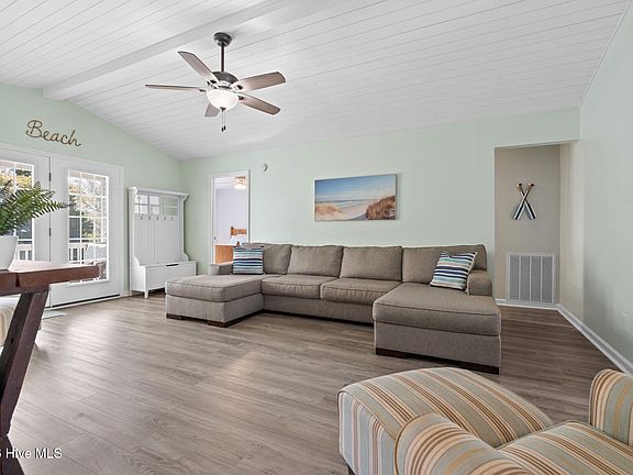 5th image of 117 NE 52nd Street