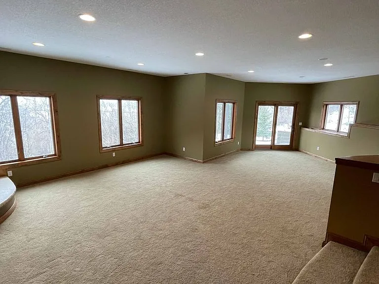 694 Panorama Cir NW — Photo 23