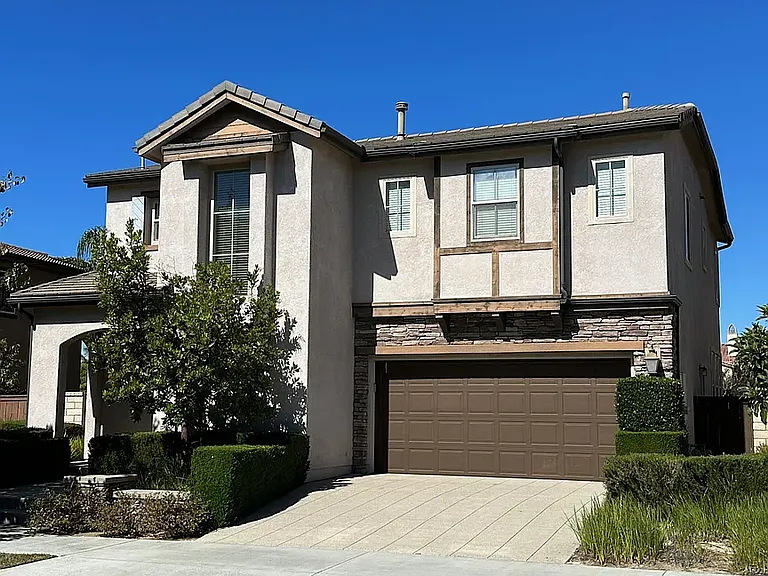 11320 Laurelcrest Dr — Photo 1