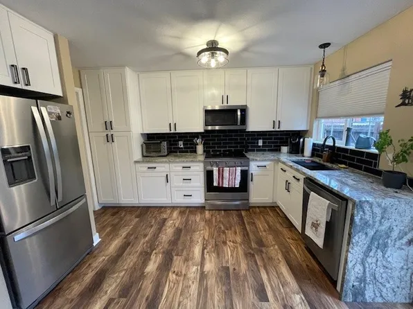 3290 W 17th Ave, Denver, CO 80204