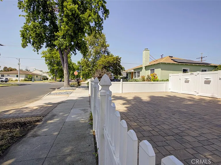 6954 Jellico Ave — Photo 47