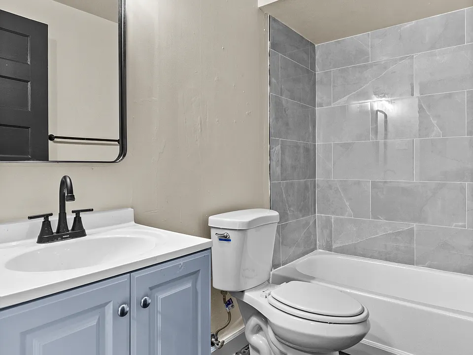3709 Hydraulic Ave #2