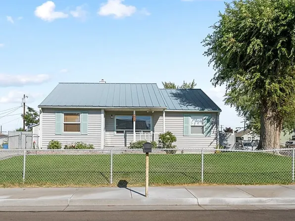 455 E Sunset Dr, Hermiston, OR 97838