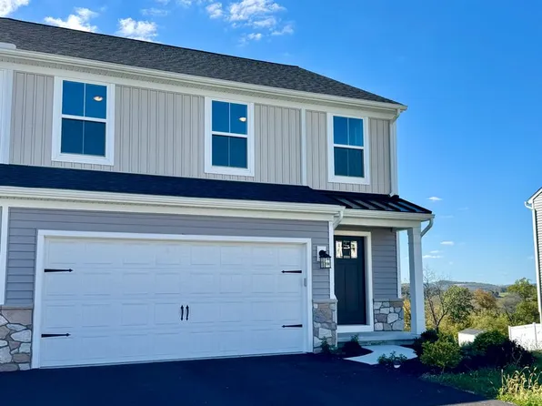 3244 Eisenhower Dr, Northampton, PA 18067