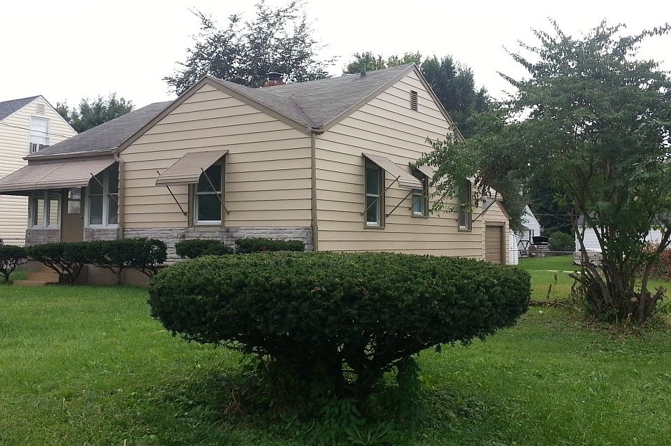 1st image of 1700 Carolina St