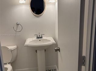 801 Three Islands Blvd APT 301, Hallandale, FL 33009