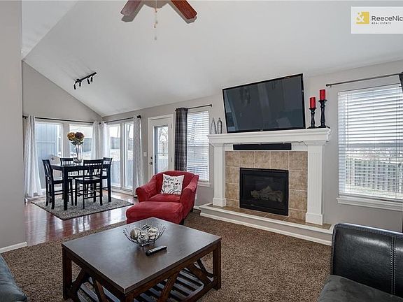 3rd image of 1603 NW Nicholas Dr
