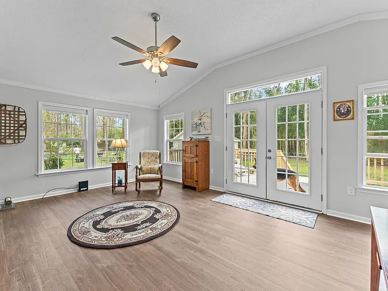 2211 Steeple Chase Dr — Photo 17