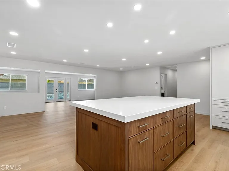 15881 Pilgrim Cir — Photo 11