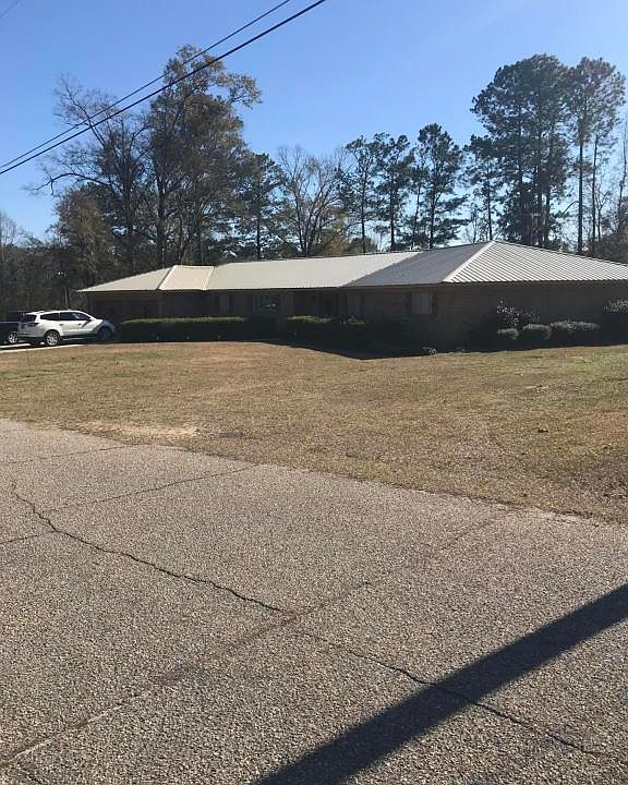 1st image of 1710 Eastwood Dr