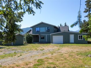 1033 River Rd, Sequim, WA 98382
