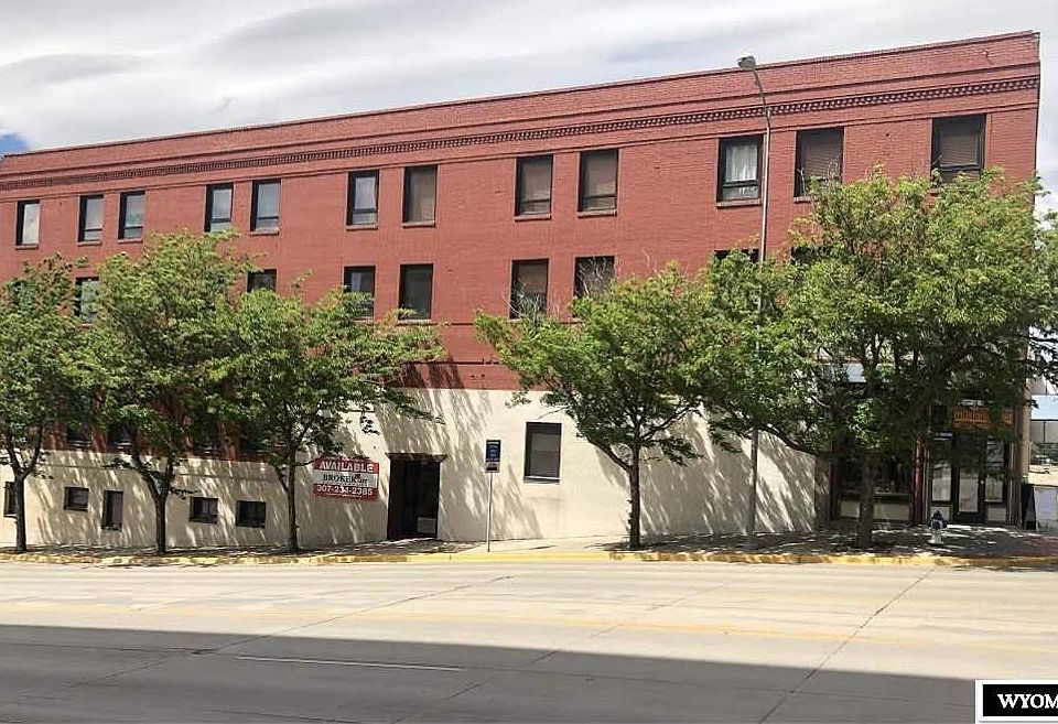 2nd image of 120 W 1st St