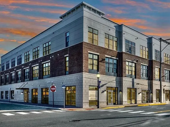 158 1st Ave #301, Atlantic Highlands, NJ 07716