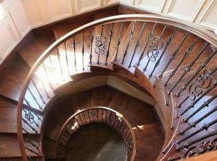 616 N Elm St, Itasca, IL 60143