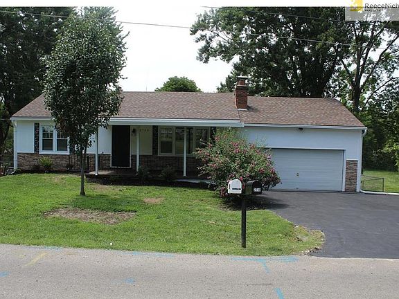 4th image of 2750 N 75th Ter