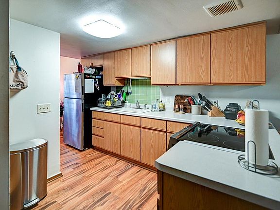 5th image of 308-310 Owen Rd