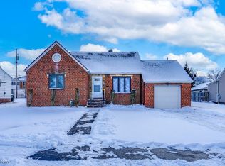 7609 Renwood Dr, Parma, OH