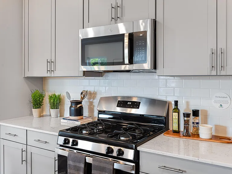 2204 Titanium Rock Rd — Photo 9