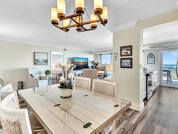 5th image of 2841 N Ocean Boulevard #708