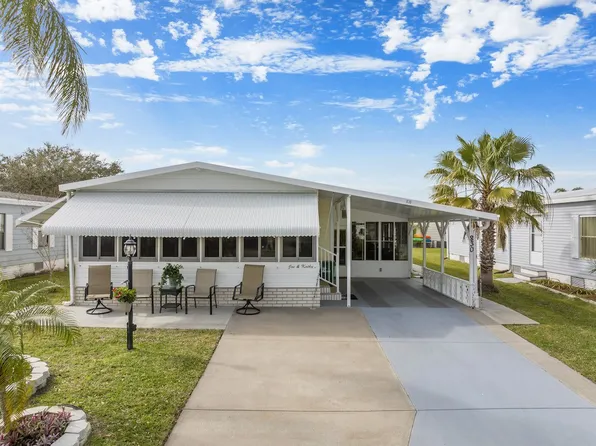 830 Oleander Cir, Barefoot Bay, FL 32976