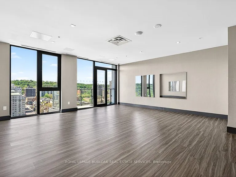 75 James St S #2404 — Photo 32