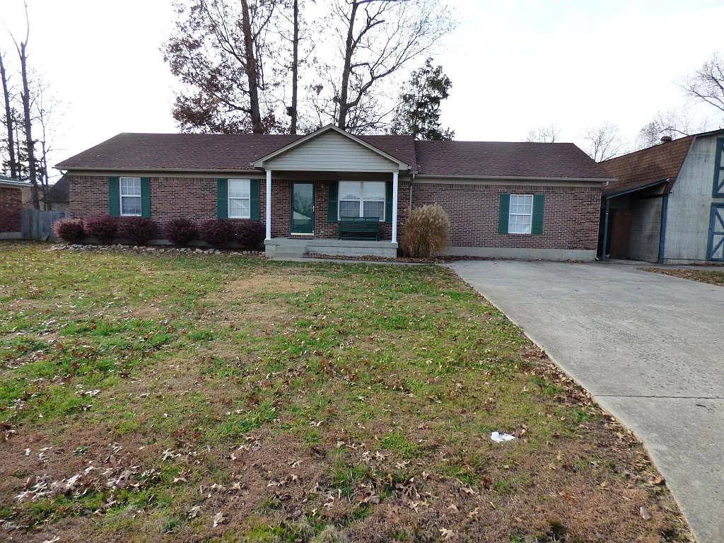 325 Tara Cir photo 1