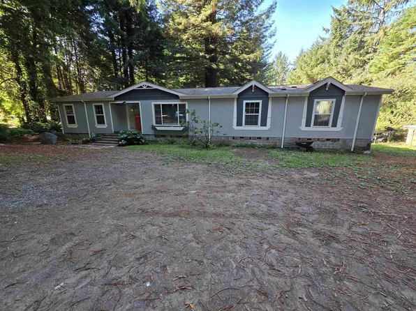 901 Elk Creek Rd, Crescent City, CA 95531