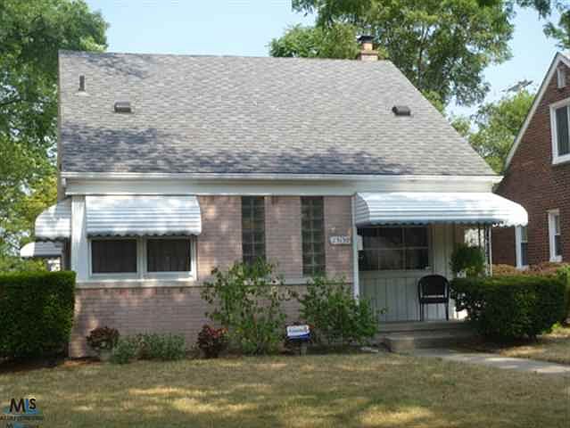 1st image of 23130 Forest St