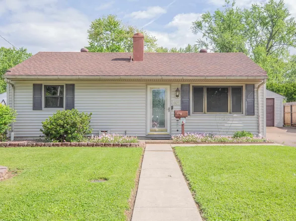 621 Sheffield Dr, Evansville, IN 47710