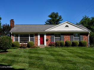 6909 Greenlawn Rd, Graymoor Devondale, KY 40222