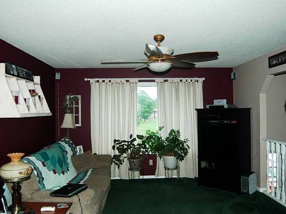 2nd image of 205 Centerville Rd