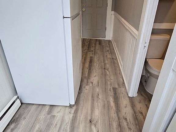 3rd image of 50 Main St #5