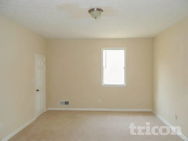 1102 Plantation Dr SE — Photo 9