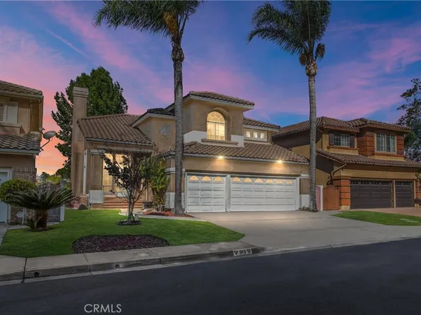 915 S Cottontail Ln, Anaheim, CA 92808