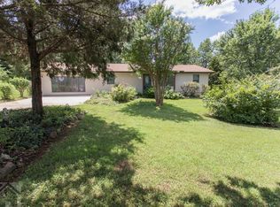 21390 Sally Rd, Waynesville, MO 65583