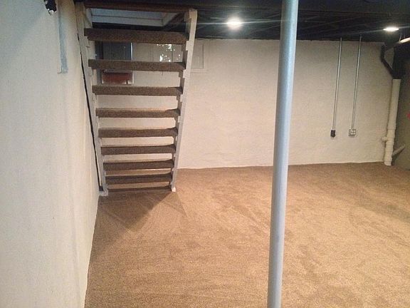 2nd image of 1108 Malvern St