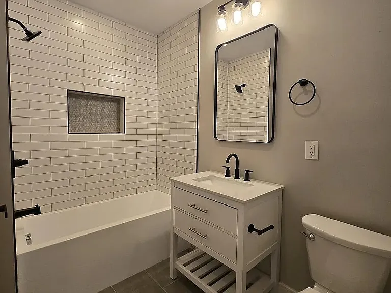 207 Virginia Ave #2 — Photo 6